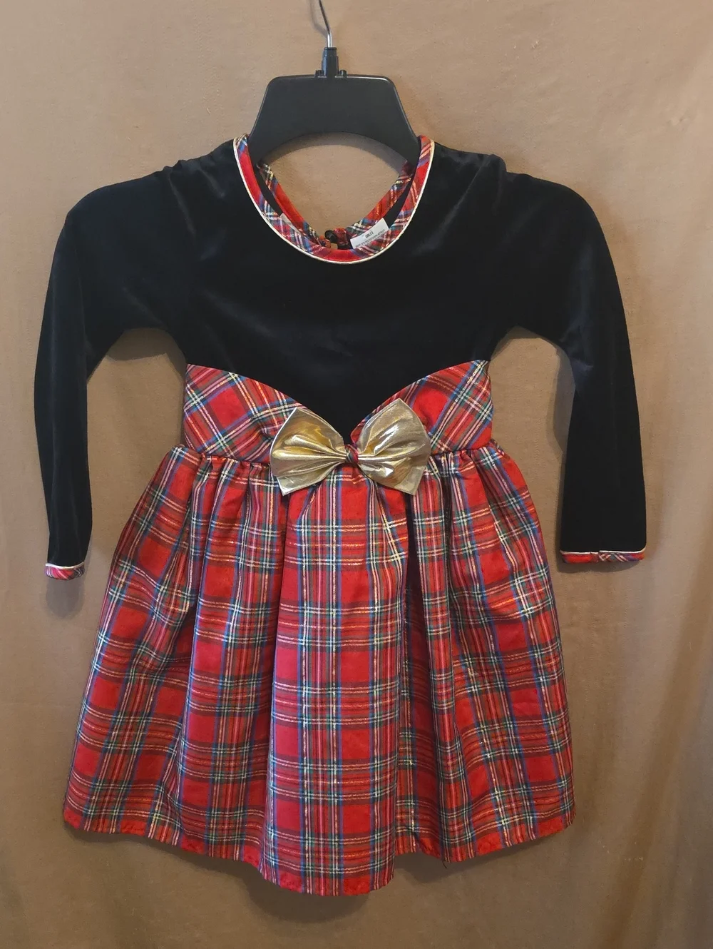 Girls' Adorable Holiday Dress 5